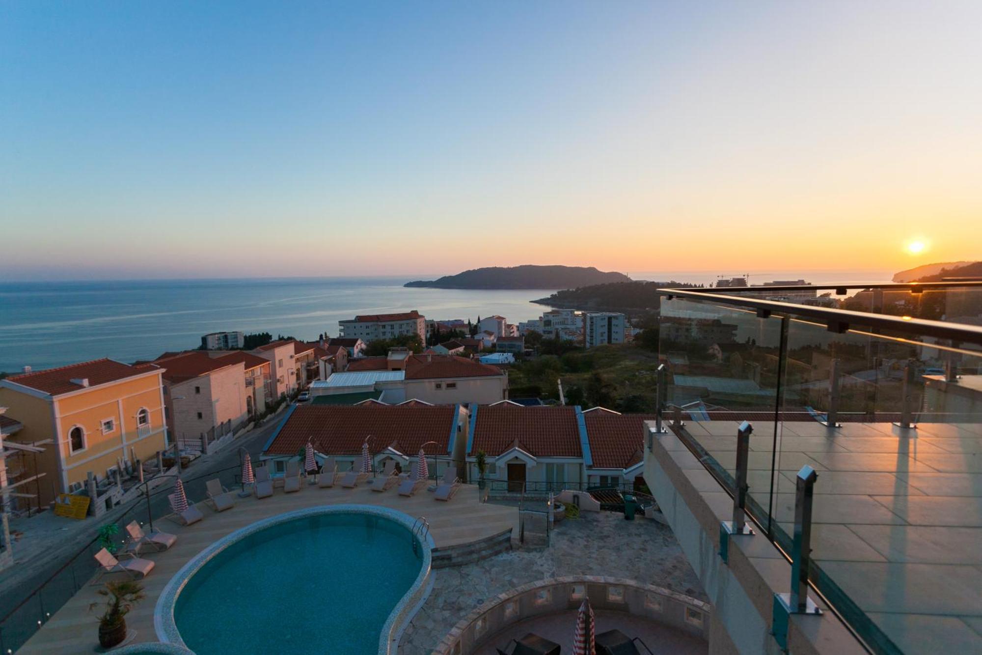 Spa Resort Luxury Apartments بودفا المظهر الخارجي الصورة